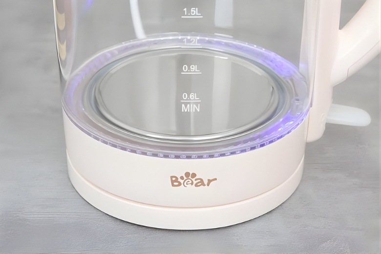 Bình đun Bear dung tích vừa đun nhanh