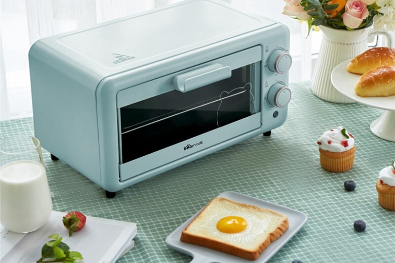 Lò nướng Bear mini nhỏ gọn cho bếp trọ sinh viên