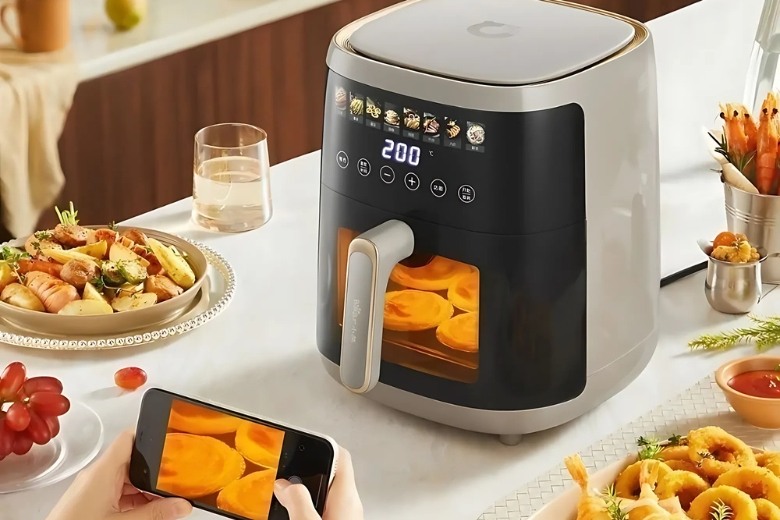 Nồi chiên không dầu Bear chọn theo thiết kế