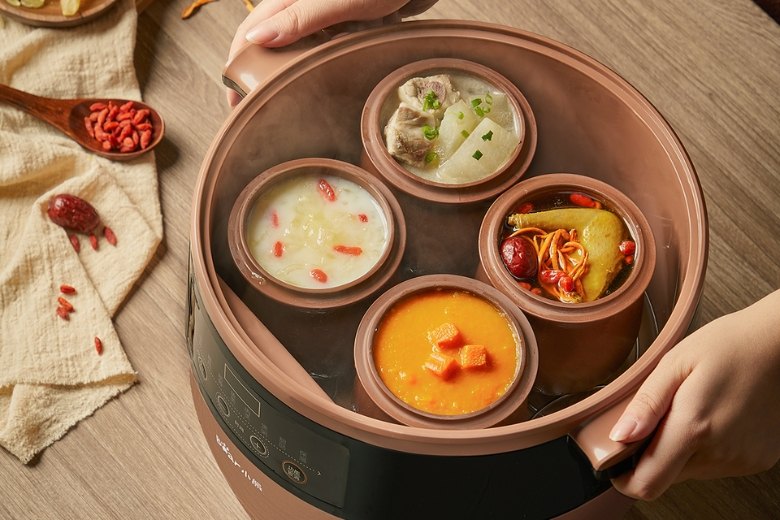 Nồi nấu chậm Bear kiểm tra chất liệu lòng nồi